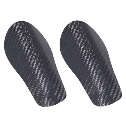 Espinillera esportiva de fibra de carboni